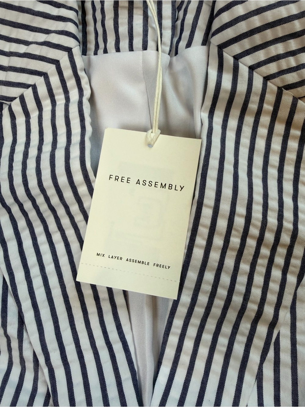 NWT Free Assembly Seersucker Blazer | Small Blue & White Striped Coastal Classic - Picture 7 of 9